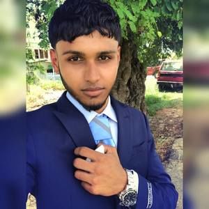 Meet your Posher, Ricardo